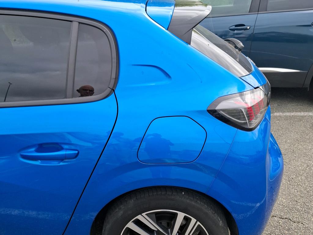 Peugeot 208 PureTech 100 S&S EAT8 Allure 2022