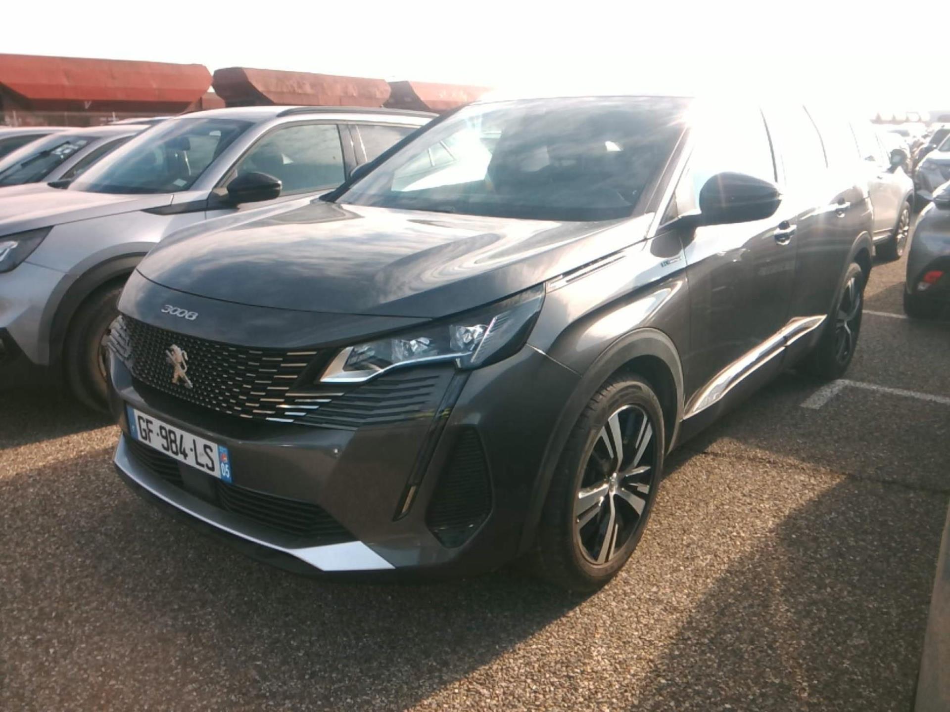 NV 3008 SUV