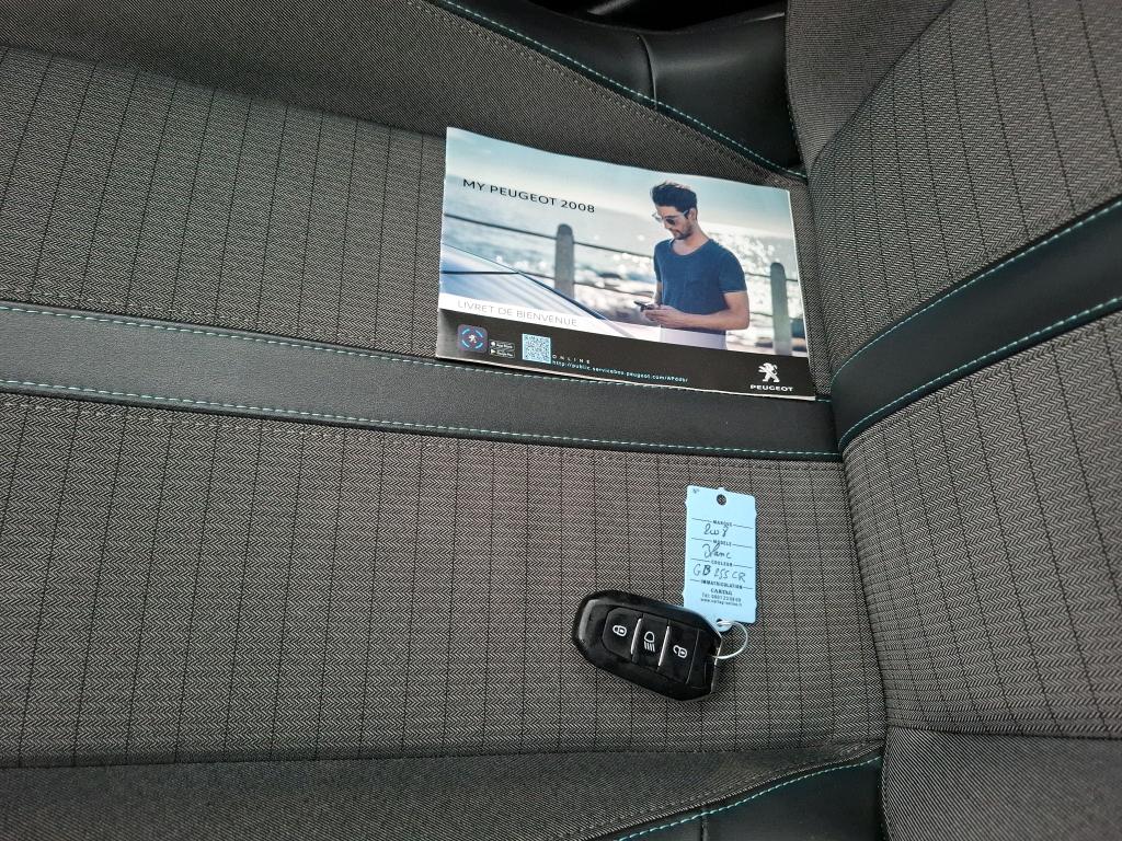 Peugeot 2008 BlueHDi 130 S&S EAT8 Allure Business 2021