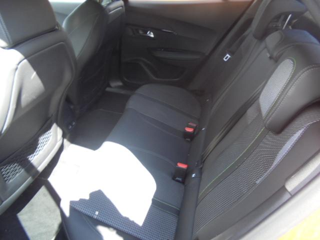 Foto Peugeot 2008 11