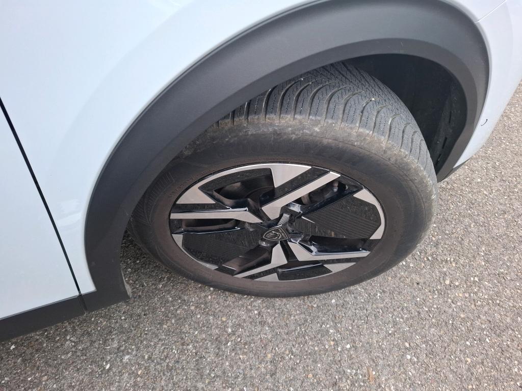 Peugeot 2008 PureTech 130 S&S EAT8 GT 2023