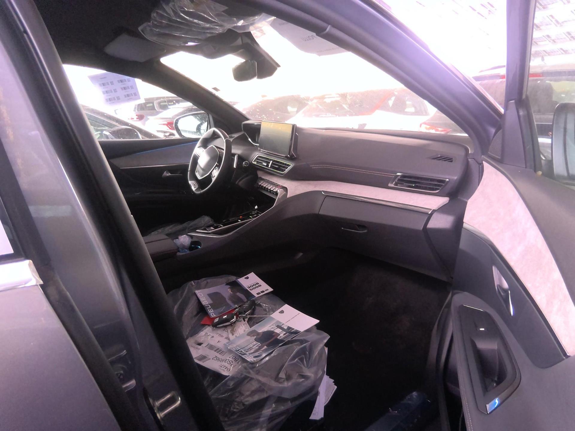 Peugeot 3008 BlueHDi 130ch S&S EAT8 GT 2024