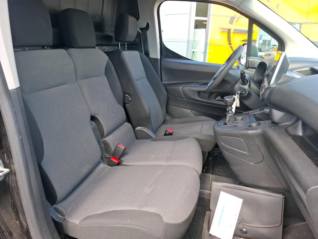 Opel COMBO CARGO 1.5 100 CH S/S L1H1 BVM6 STANDARD PACK CLIM 2022