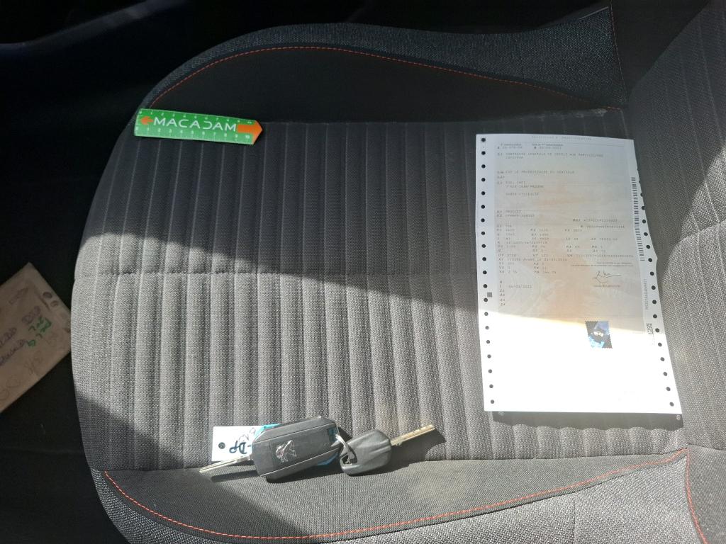 Peugeot 208 PureTech 100 S&S EAT8 Active Pack 2022