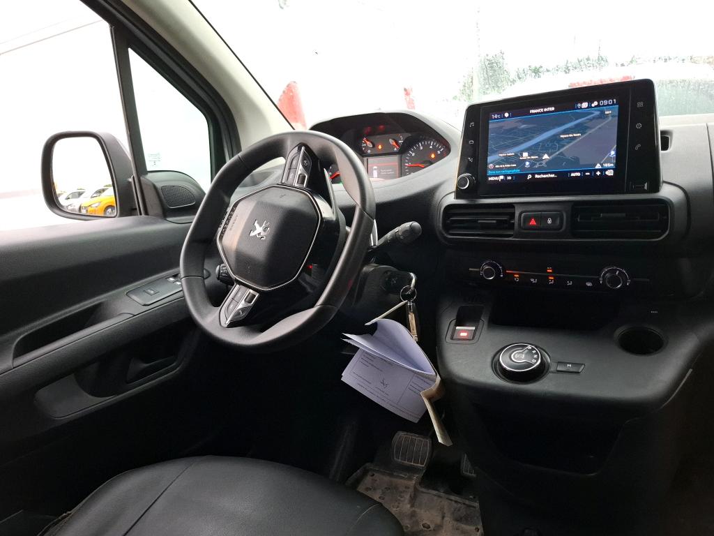 Peugeot PARTNER FOURGON STANDARD 650 KG BLUEHDI 130 S&S EAT8 ASPHALT 2022