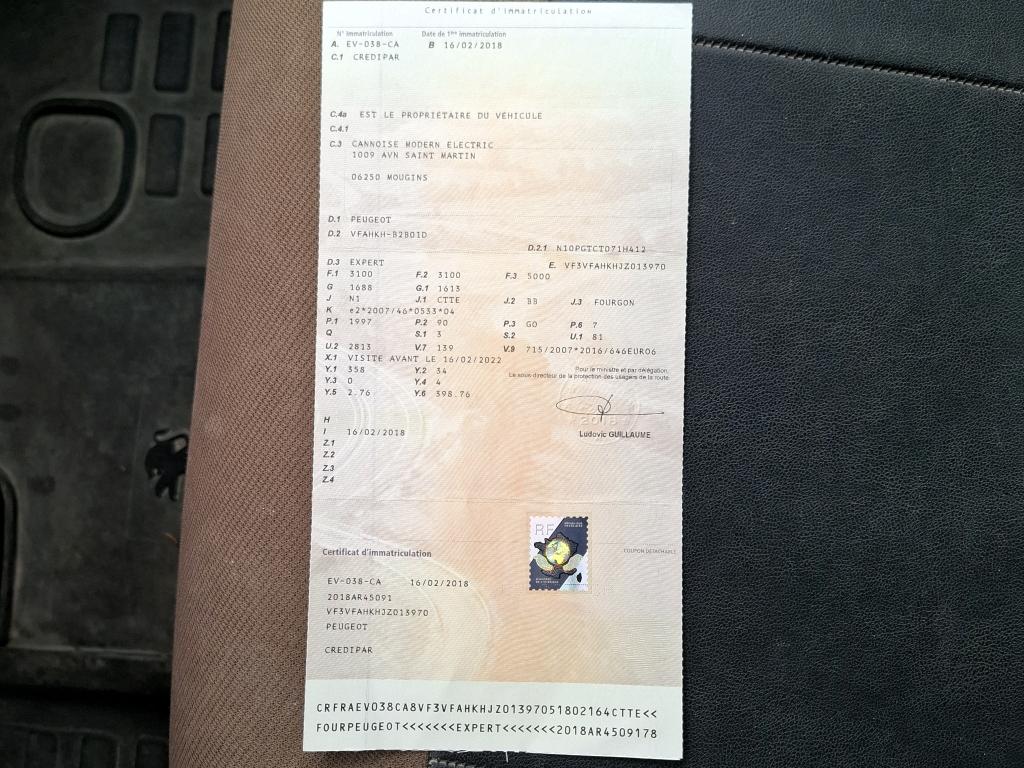 Peugeot EXPERT FGN TOLE STANDARD BLUEHDI 120 S&S BVM6 PREMIUM PACK 2018