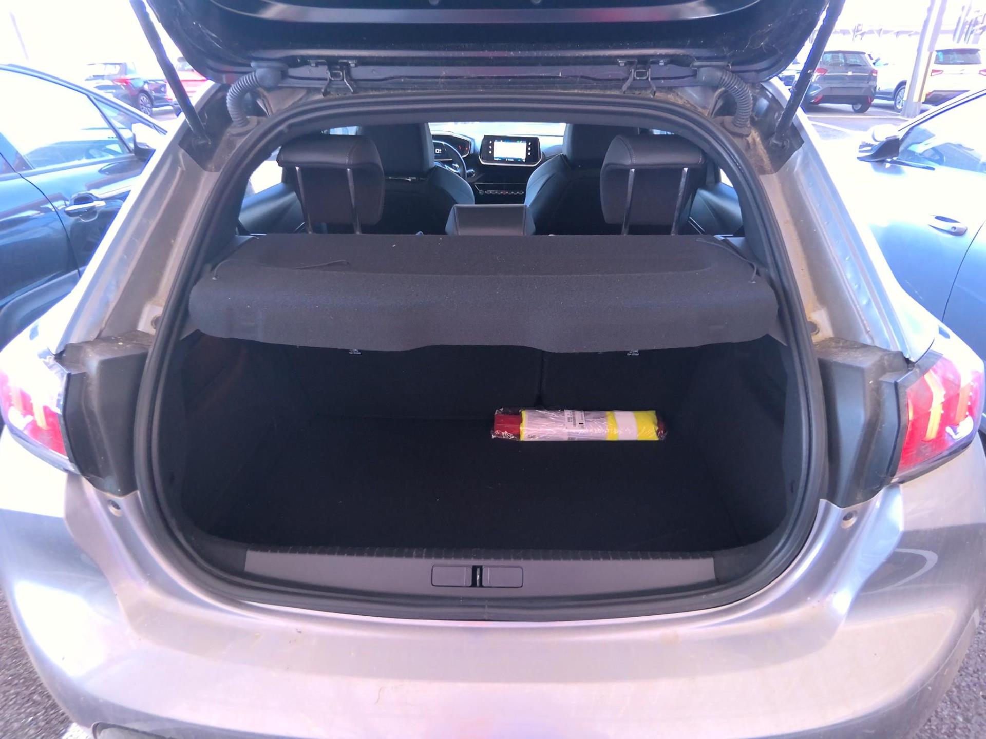 Peugeot 208 PureTech 130 S&S EAT8 GT 2023