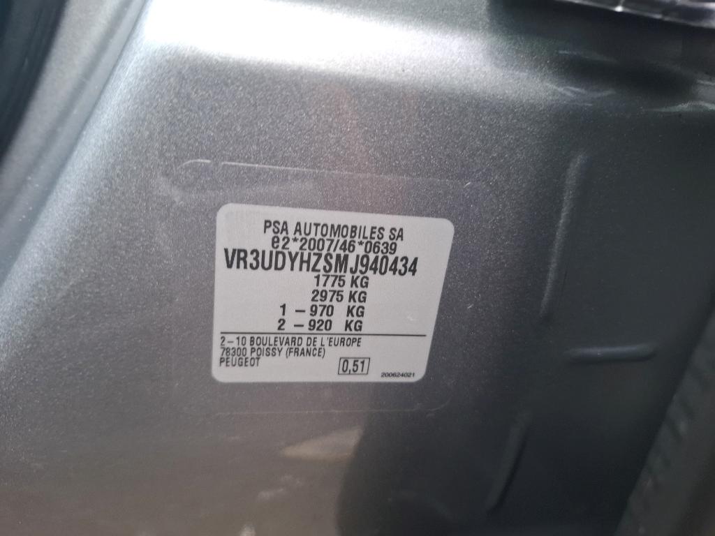 Peugeot 2008 BlueHDi 130 S&S EAT8 Allure 2021