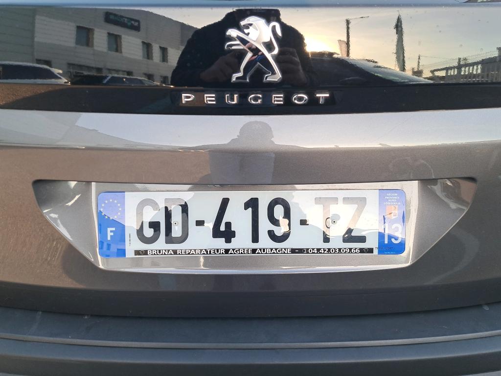 Peugeot 3008 BlueHDi 130ch S&S EAT8 Active Pack 2021