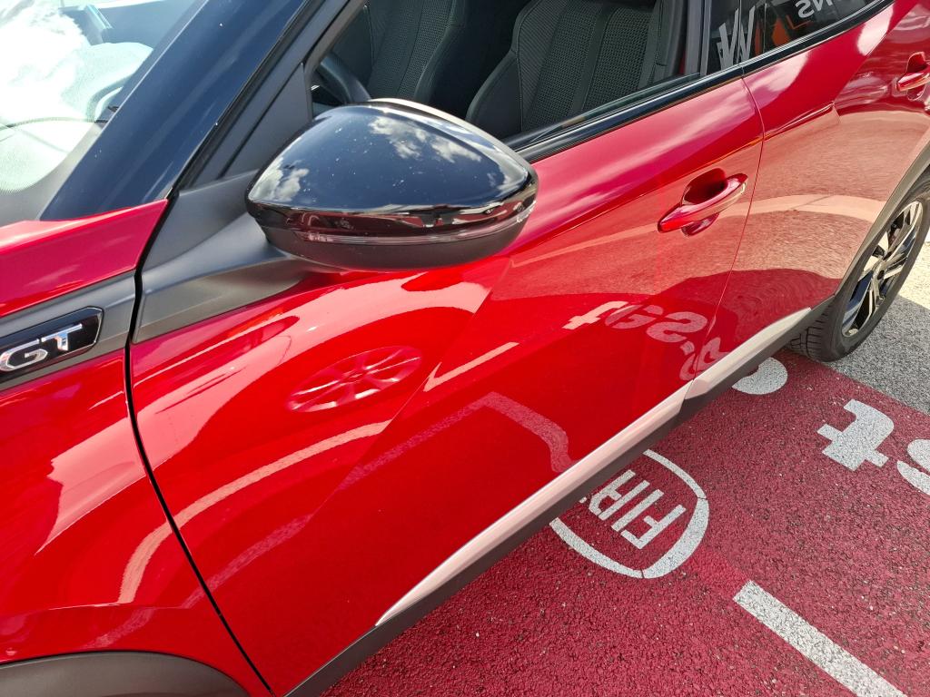Peugeot 2008 PureTech 130 S&S EAT8 GT 2022