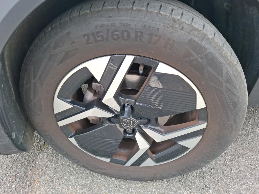 Peugeot 2008 PureTech 130 S&S EAT8 GT 2024