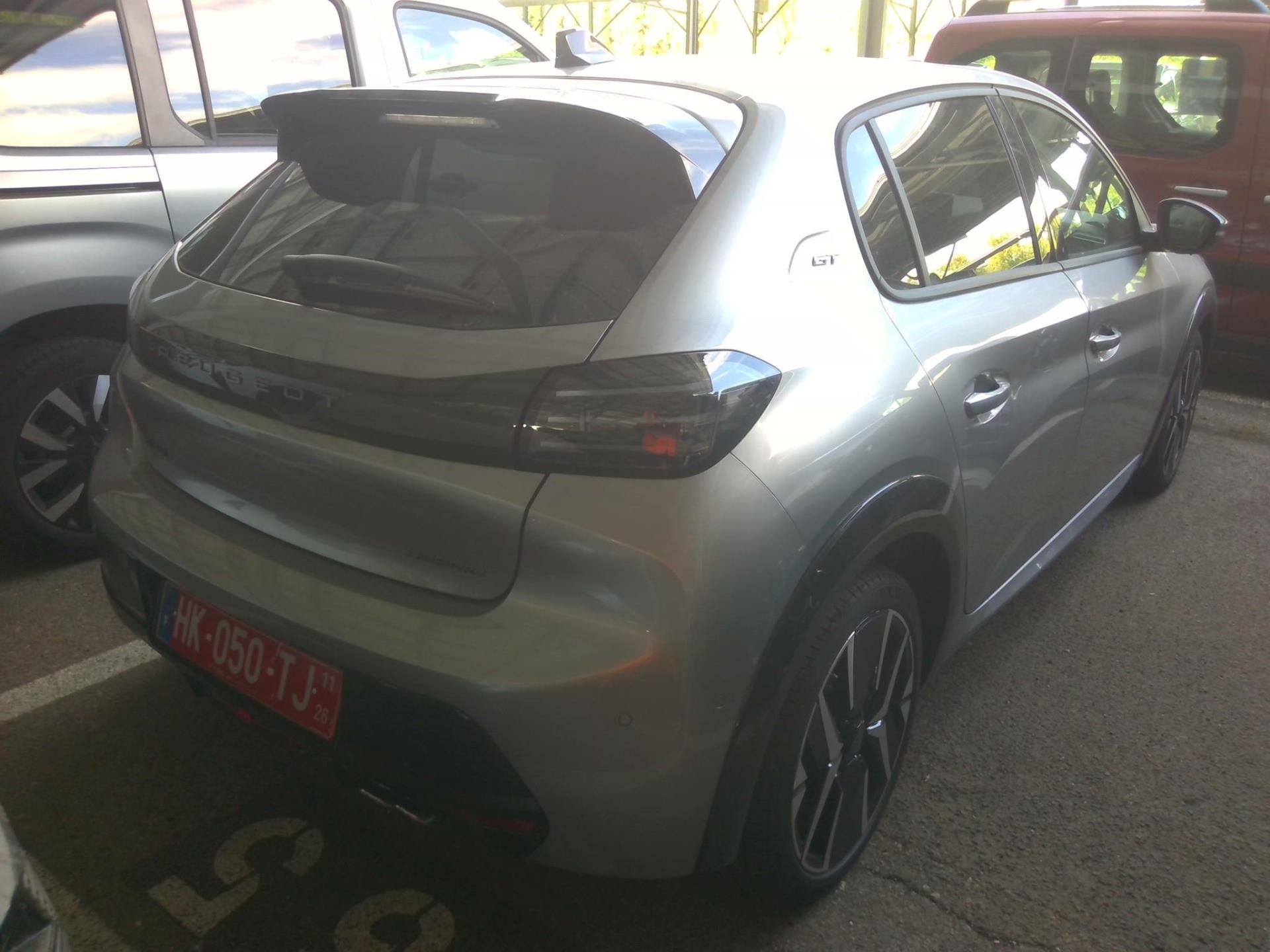 Peugeot 208 Hybrid 145 ch e-DCS6 GT 2026