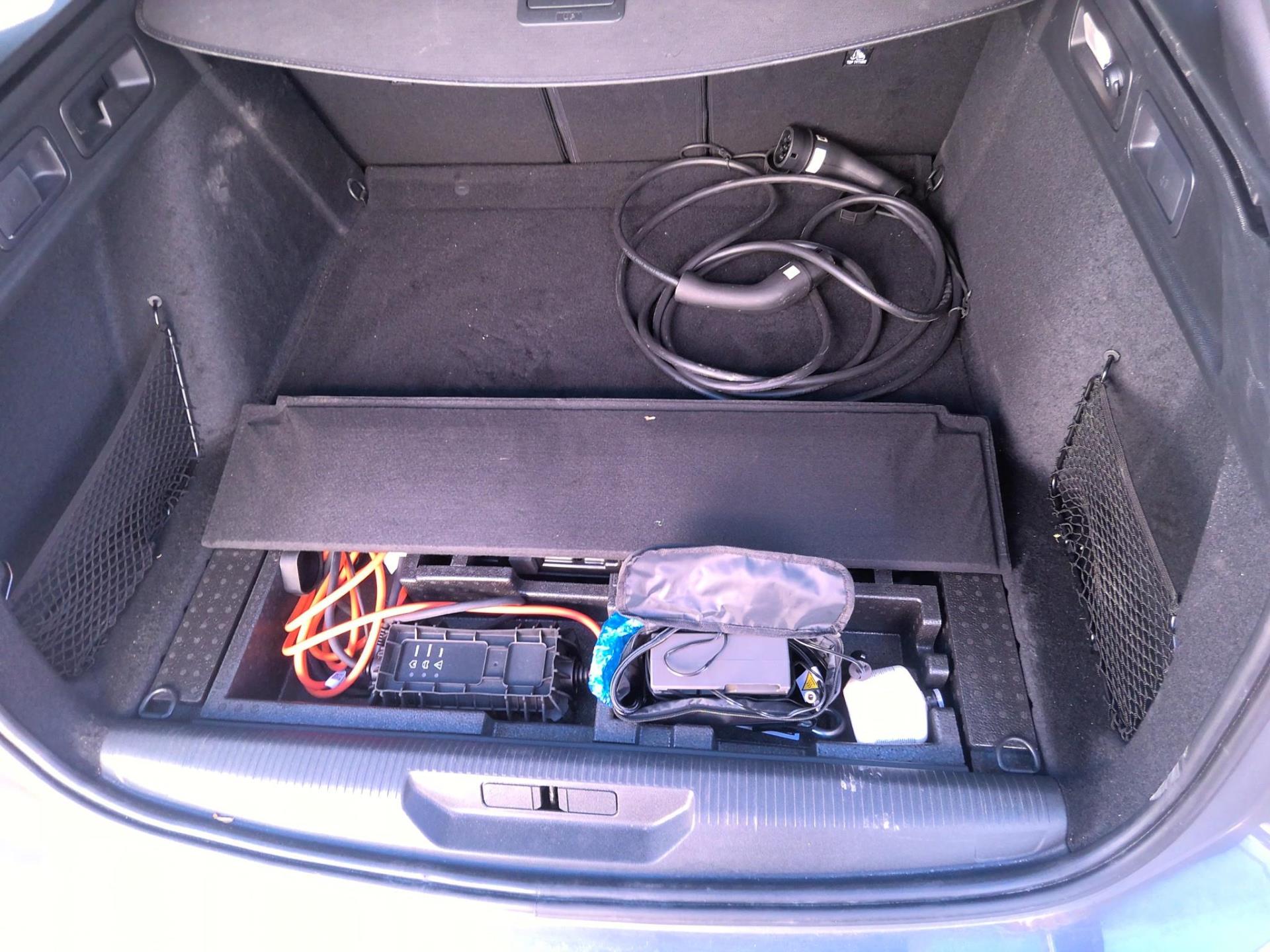 Peugeot 308 SW PHEV 225 e-EAT8 GT 2024