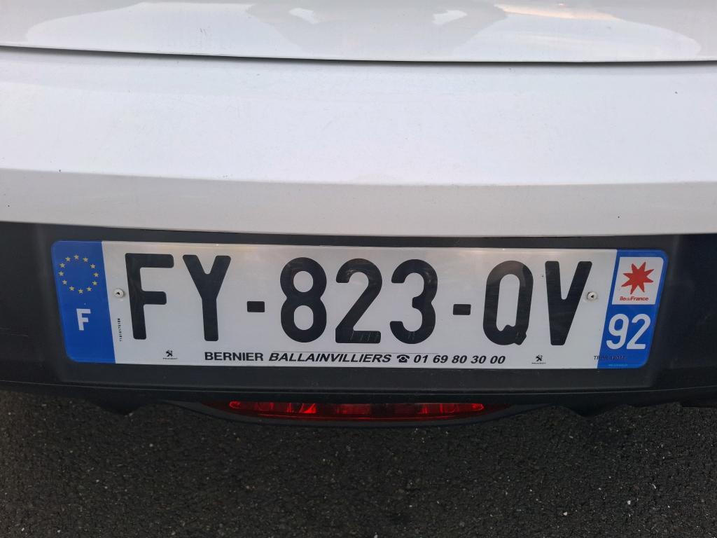 Peugeot 208 BLUEHDI 100 S&S BVM6 PREMIUM PACK 2021