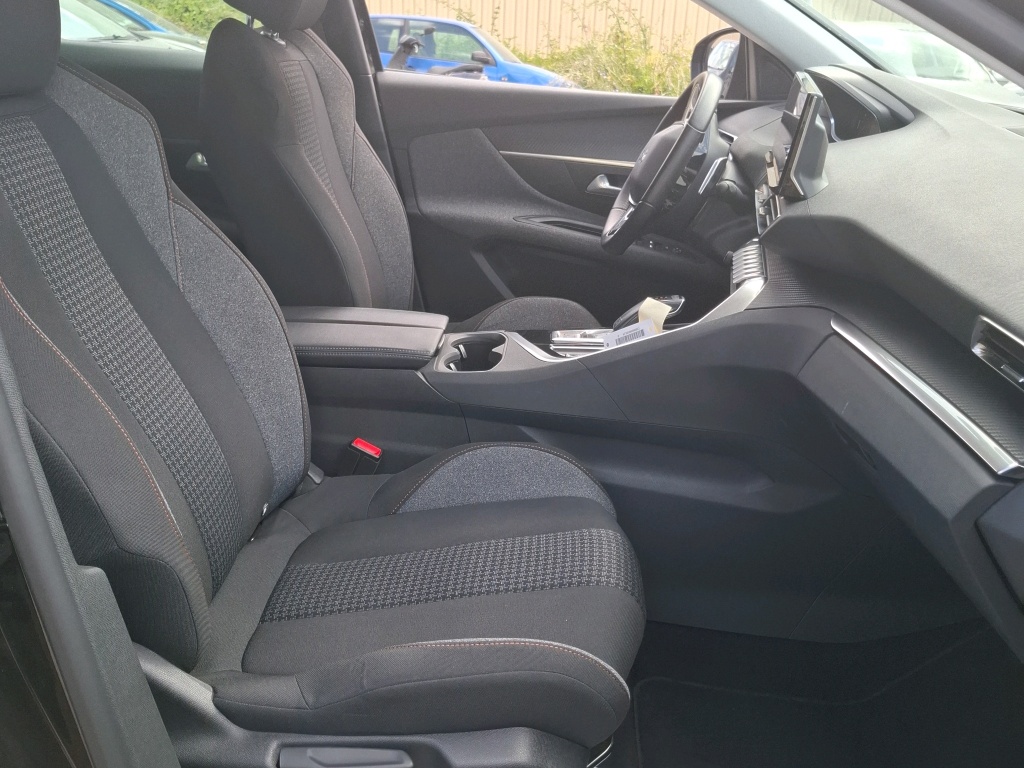 Peugeot 3008 BlueHDi 130ch S&S EAT8 Active Pack 2022