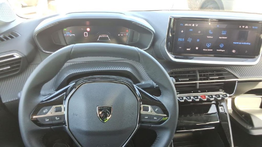 Foto Peugeot 208 5