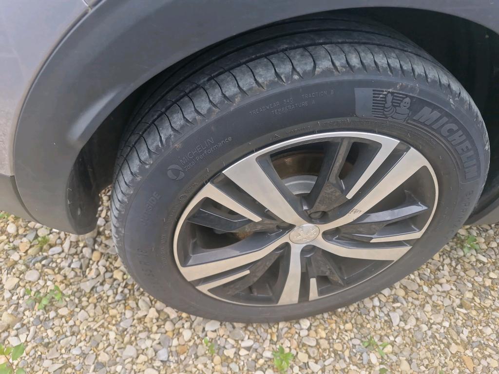 Peugeot 3008 Hybrid 225 e-EAT8 GT 2023