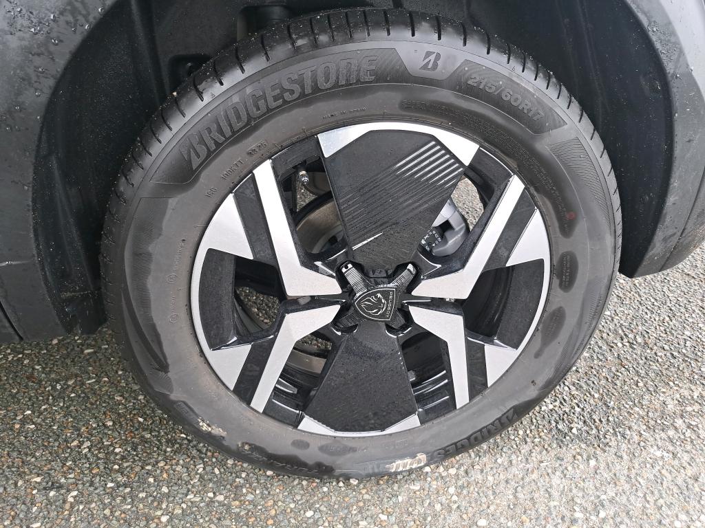 Peugeot 2008 Hybrid 145 ch e-DCS6 GT 2025