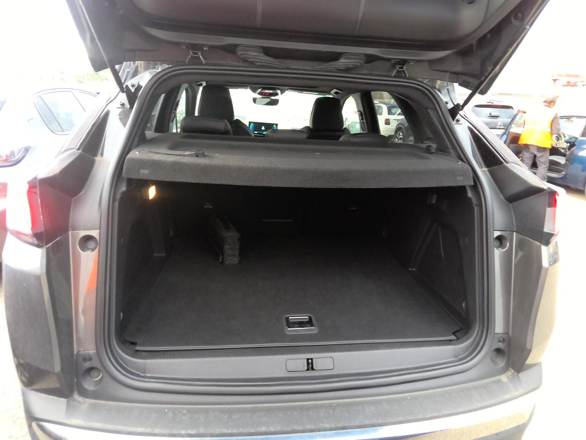 Peugeot 3008 Hybrid 225 e-EAT8 GT 2023
