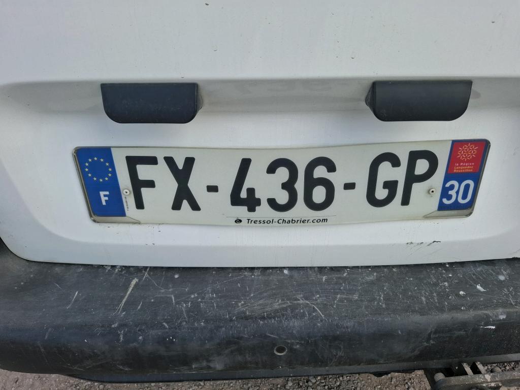 Peugeot PARTNER FOURGON STANDARD 650 KG BLUEHDI 100 S&S BVM5 ASPHALT 2021