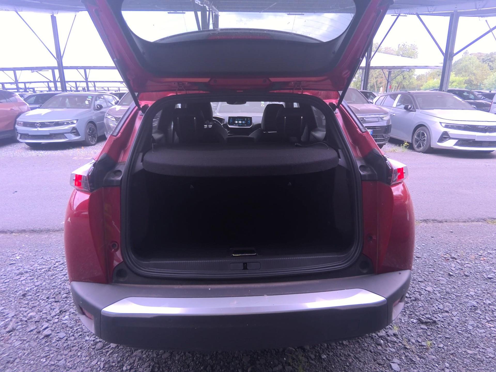 Peugeot 2008 Electrique 136 ch GT 2023