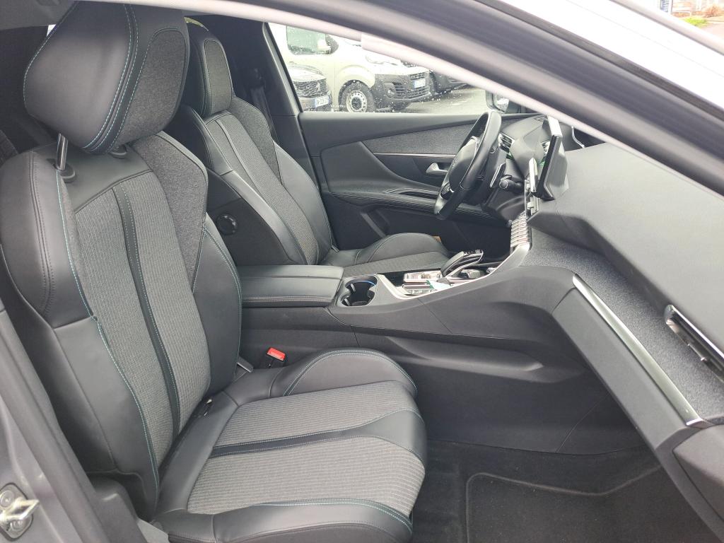 Peugeot 3008 Hybrid 225 e-EAT8 Allure Pack 2021