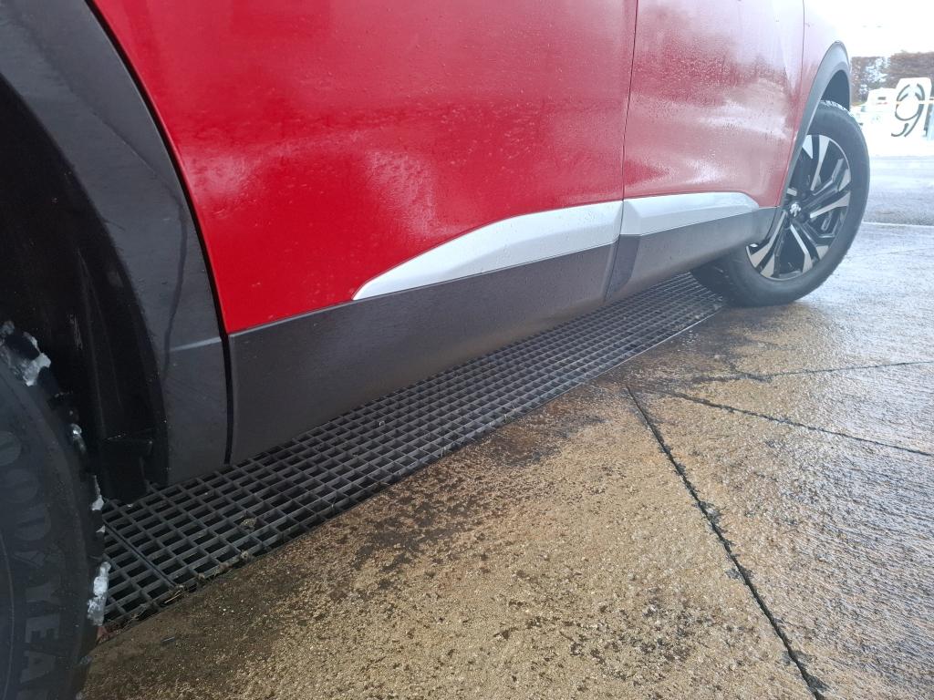 Peugeot 2008 PureTech 130 S&S BVM6 Allure Pack 2022