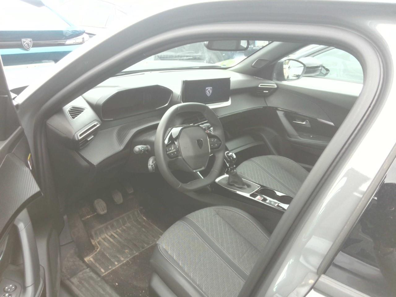 Foto Peugeot 2008 3