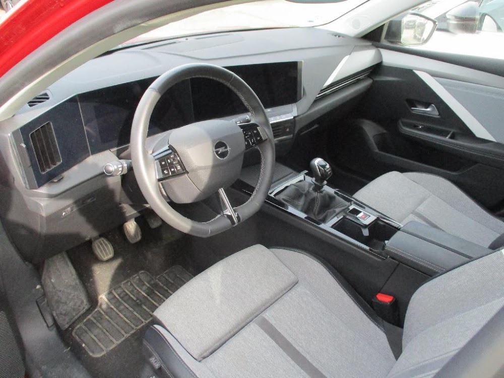 Foto Opel Astra 12