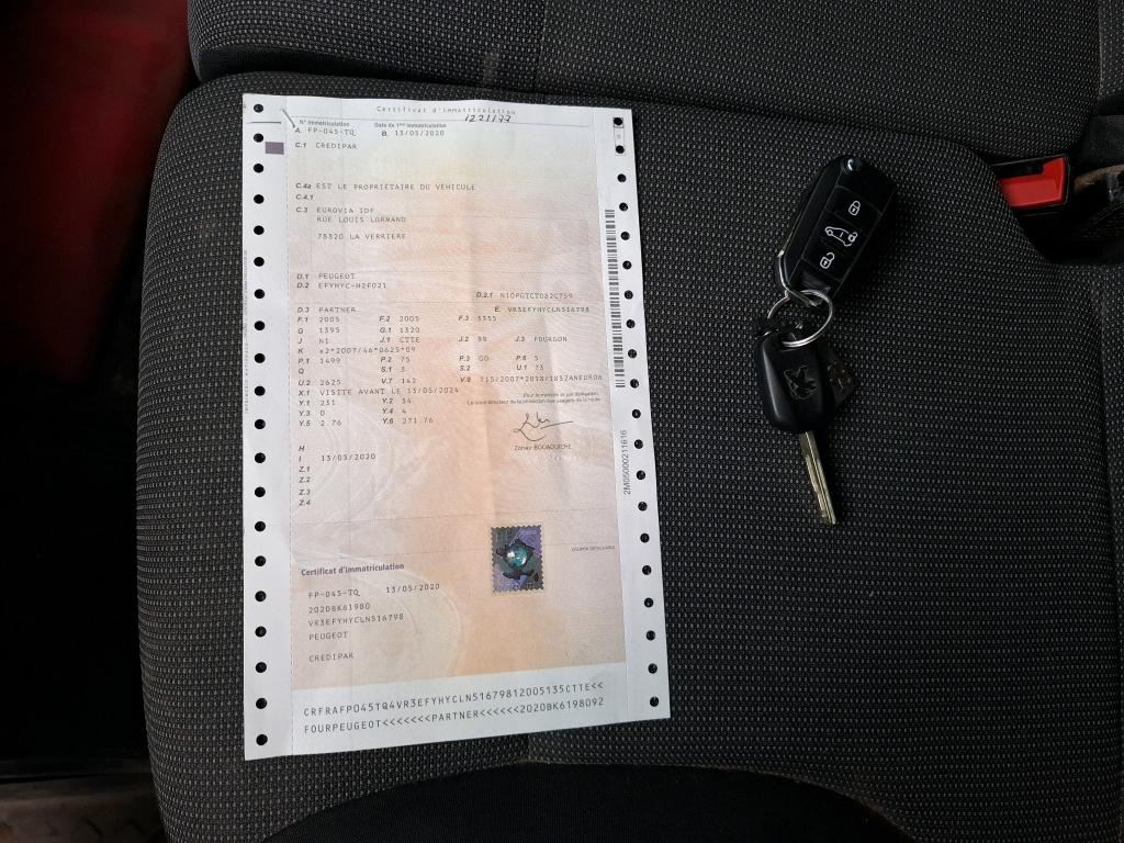 Peugeot PARTNER FOURGON STANDARD 650 KG BLUEHDI 100 S&S BVM5 PREMIUM 2020