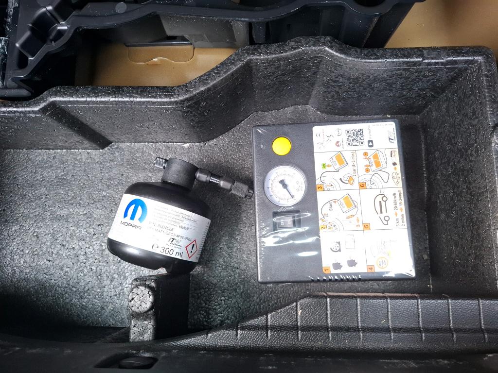 Peugeot 2008 PureTech 100 S&S BVM6 Active 2024