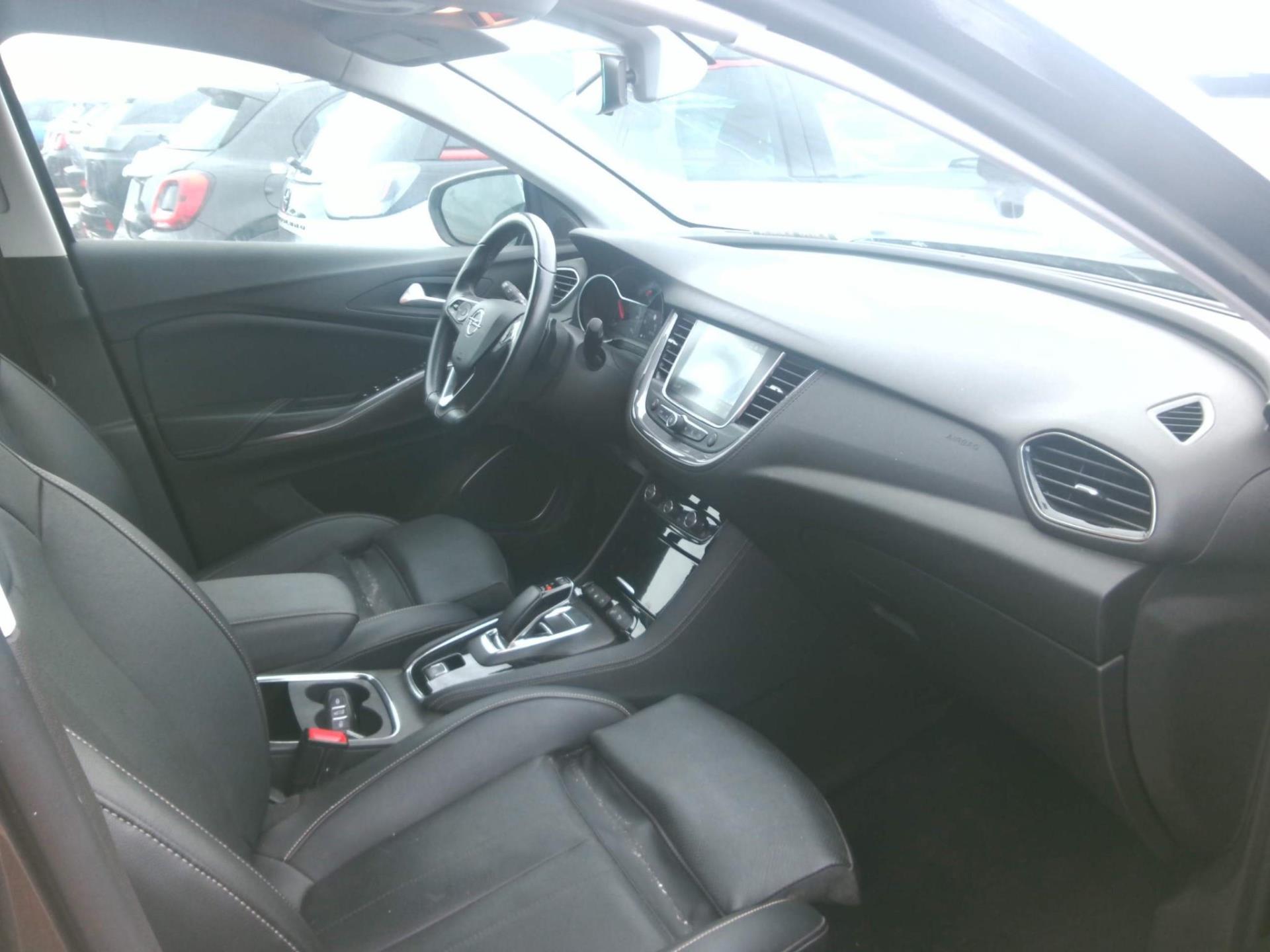 Opel Grandland X Hybrid4 300 ch AWD BVA8 Ultimate 2021
