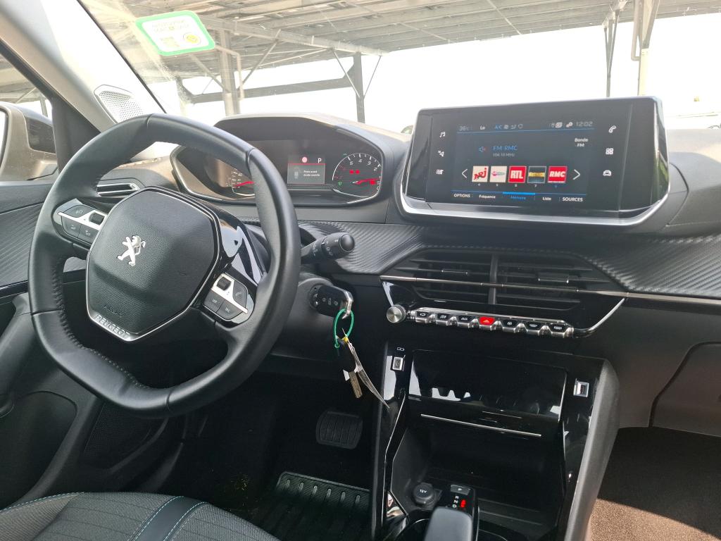 Peugeot 2008 BlueHDi 130 S&S EAT8 Allure 2022