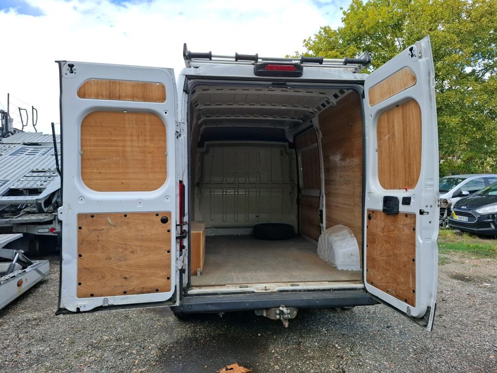 Peugeot BOXER TOLE 335 L2H2 BLUEHDI 120 S&S ASPHALT 2021