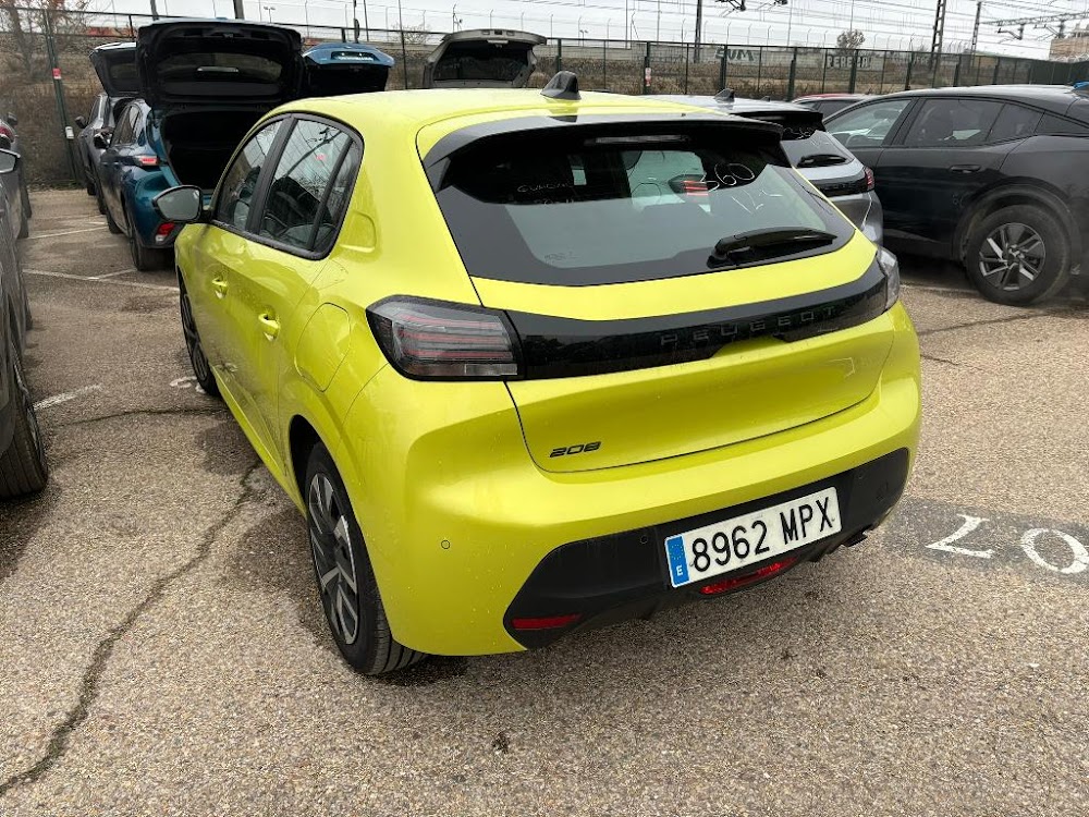 Foto Peugeot 208 6