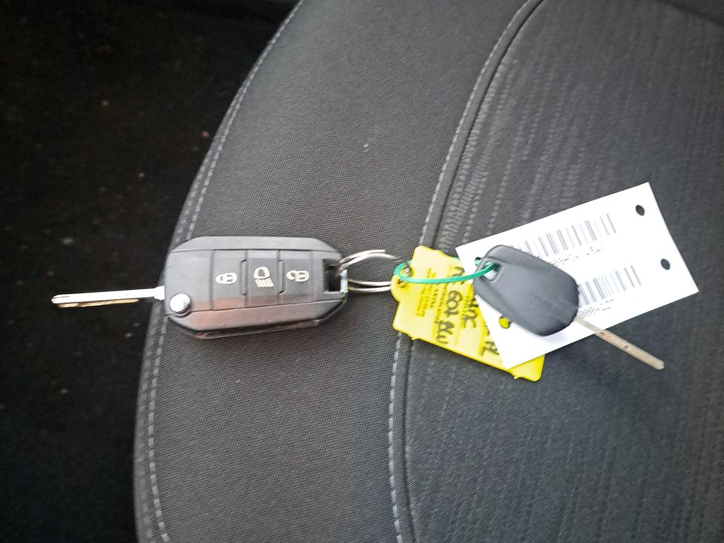 Peugeot 208 AFFAIRE BLUEHDI 100 BVM6 PREMIUM PACK 2019