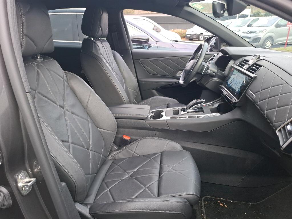 DS DS7 Crossback Hybride E-Tense 300 EAT8 4x4 Rivoli 2022