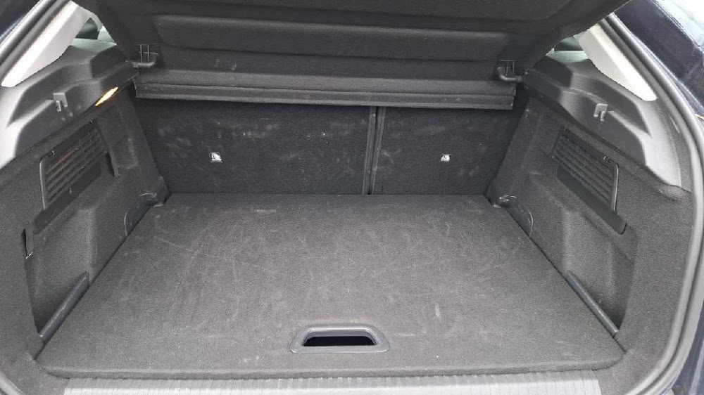 Foto Citroën C4 X 11