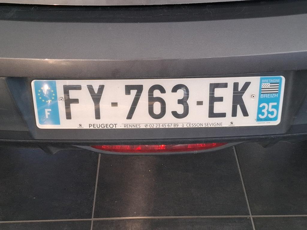 Peugeot 208 BLUEHDI 100 S&S BVM6 PREMIUM PACK 2021