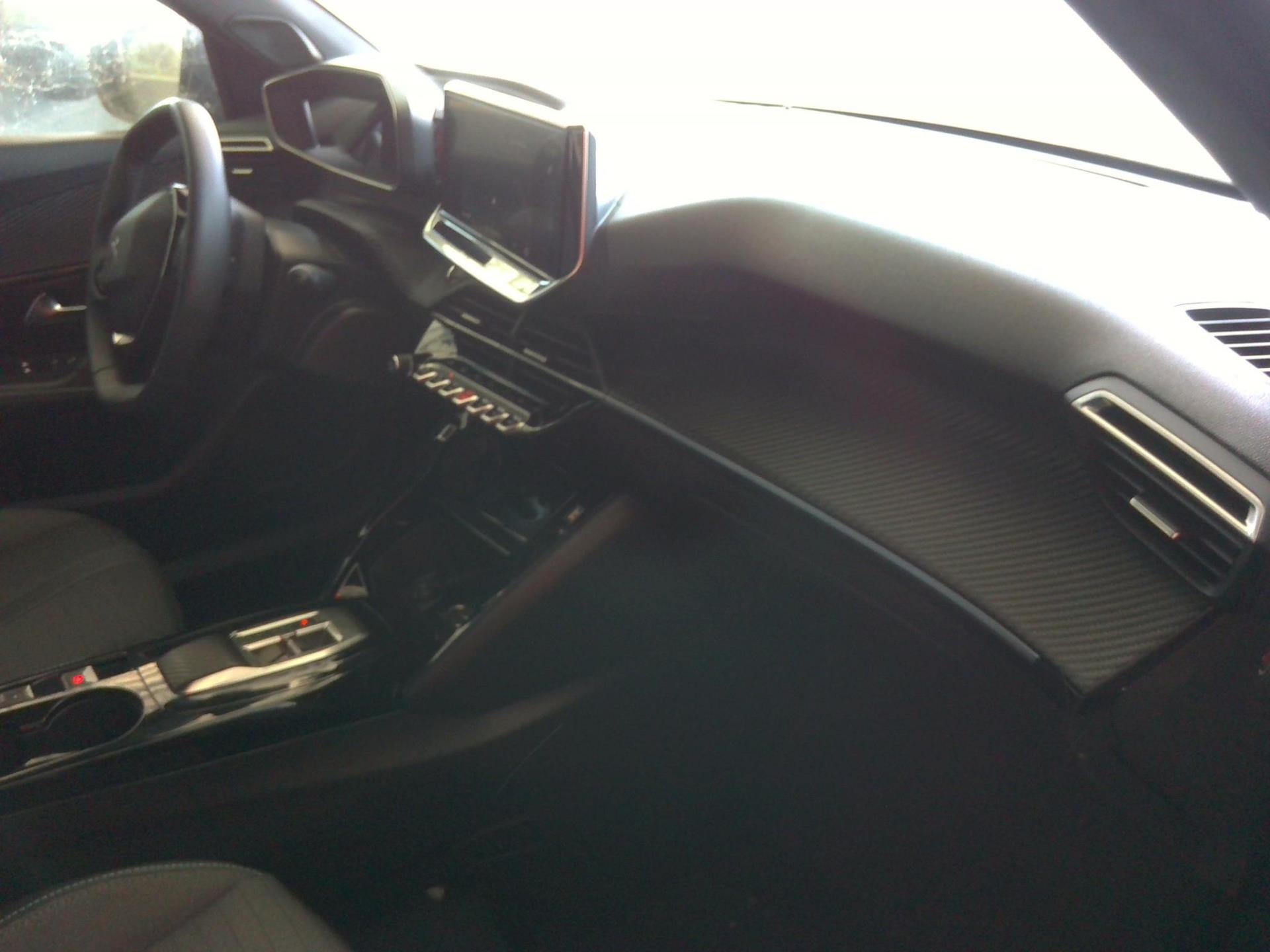 Peugeot 2008 Electrique 136 ch Allure Pack 2023