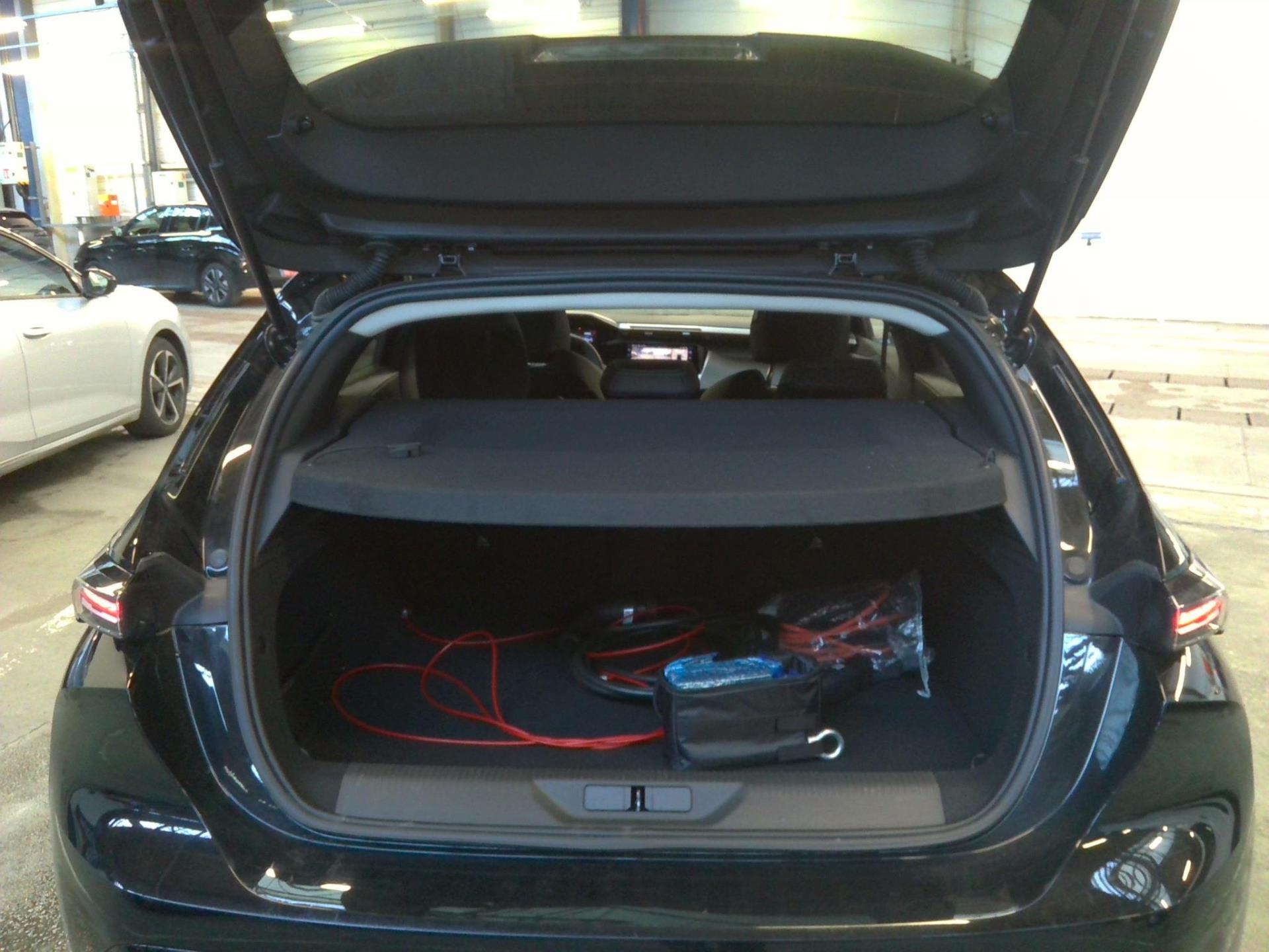 Peugeot 308 PHEV 180 e-EAT8 Allure 2024