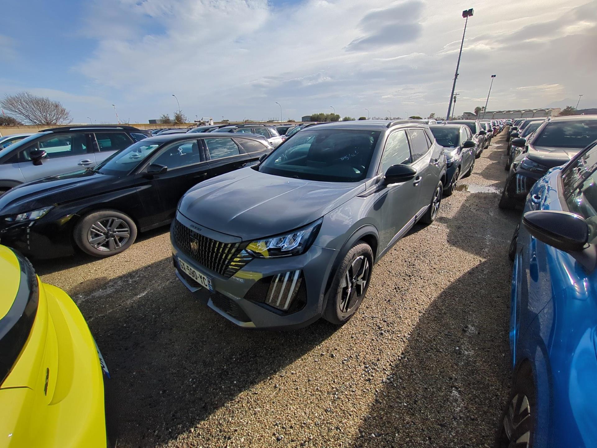 Peugeot 2008 Hybrid 136 e-DCS6 Allure 2024