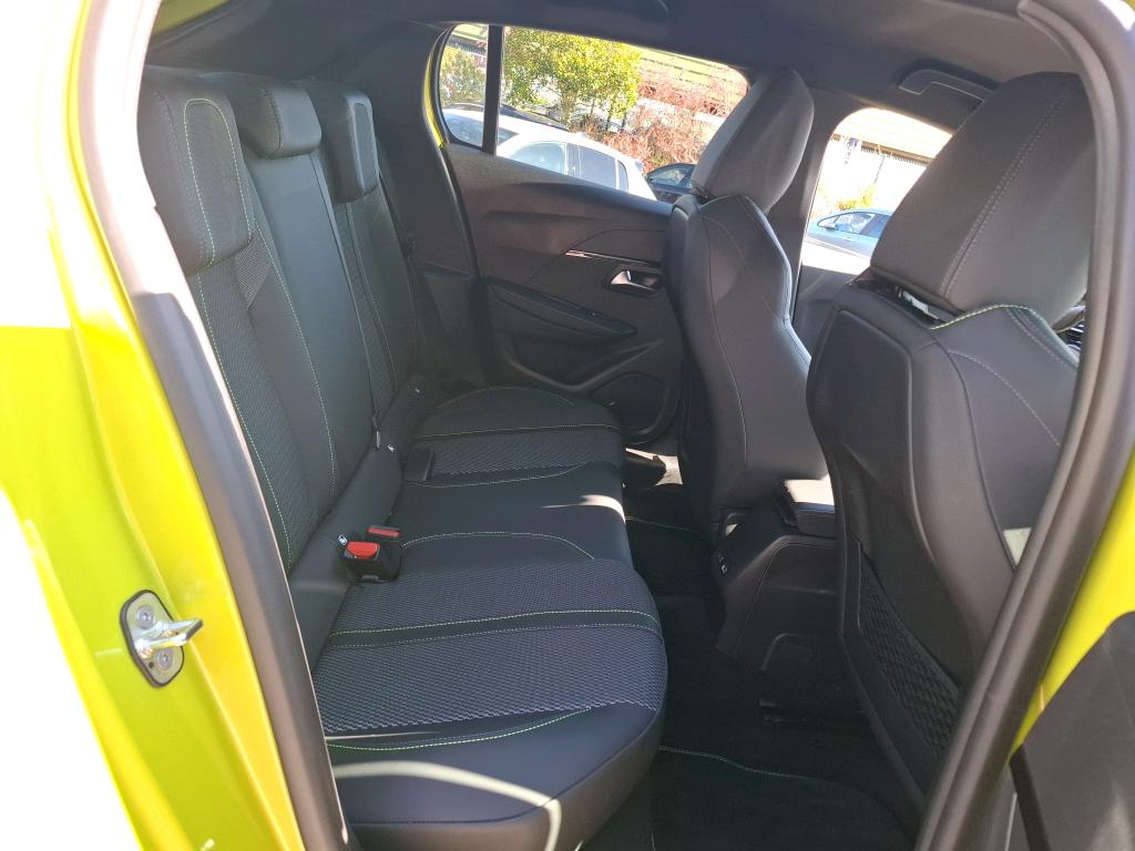 Peugeot 208 Hybrid 136 e-DCS6 GT 2025