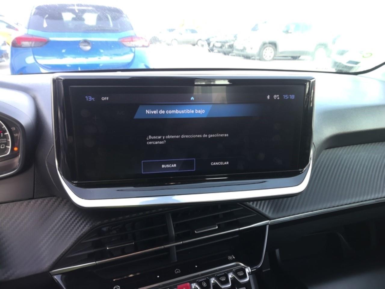 Foto Peugeot 208 8