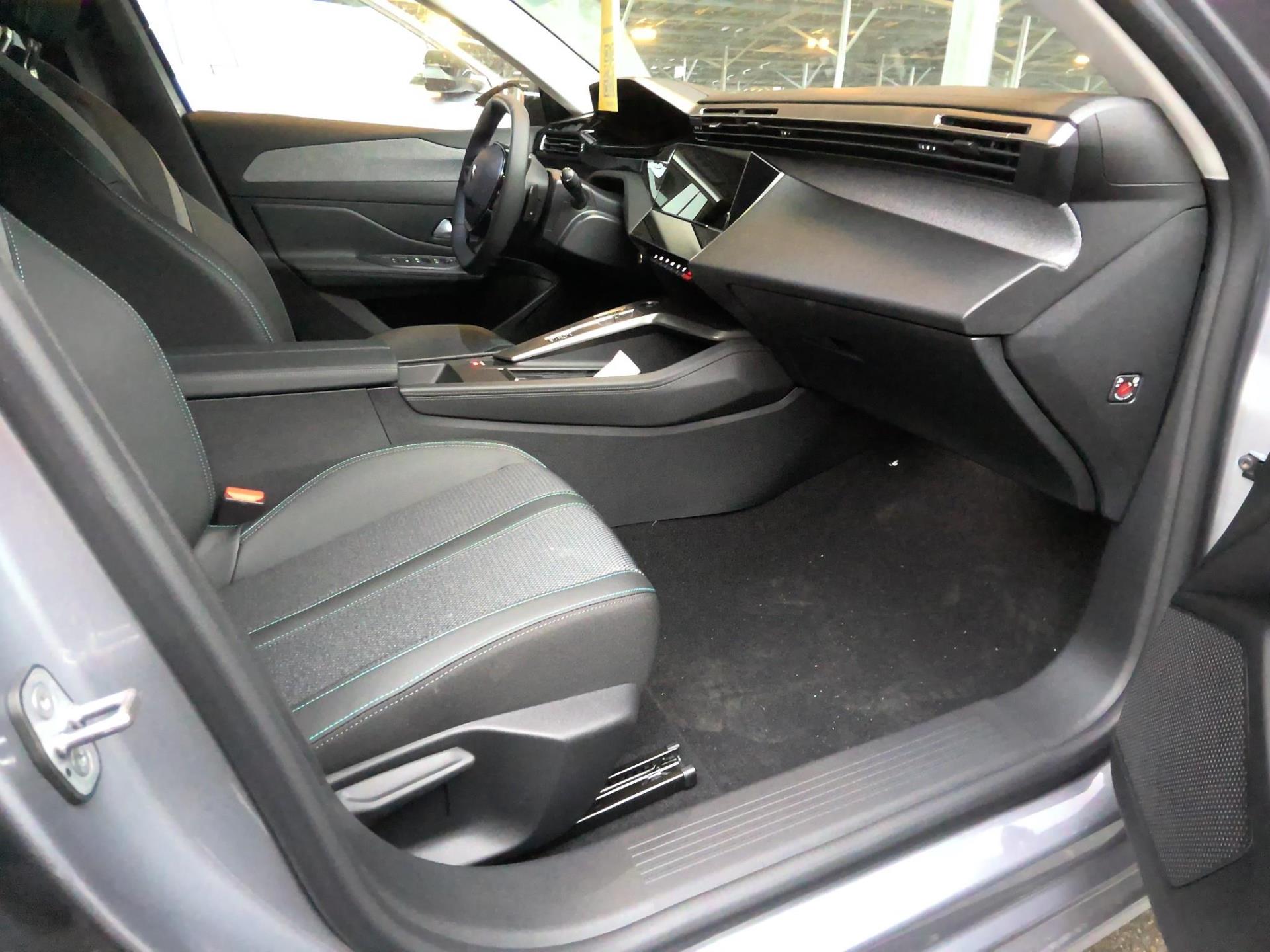 Peugeot 308 SW Plug-in Hybrid 195 ch e-DCS7 GT 2025