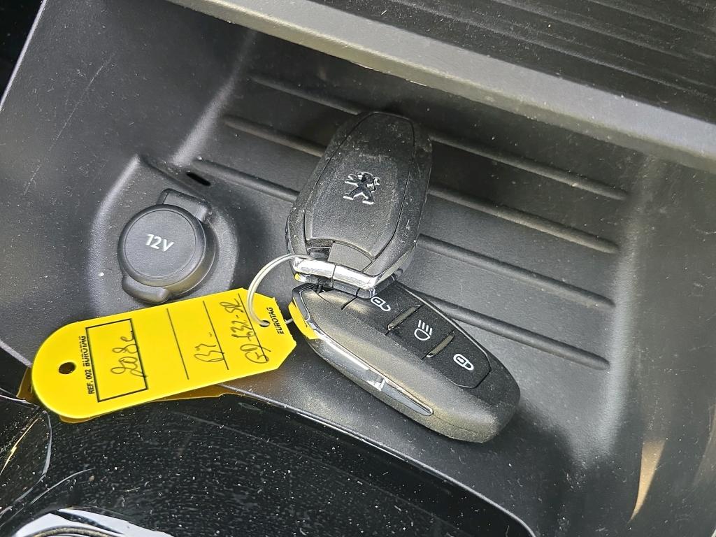 Peugeot 208 ELECTRIQUE 50 KWH 136 ACTIVE BUSINESS R 2021