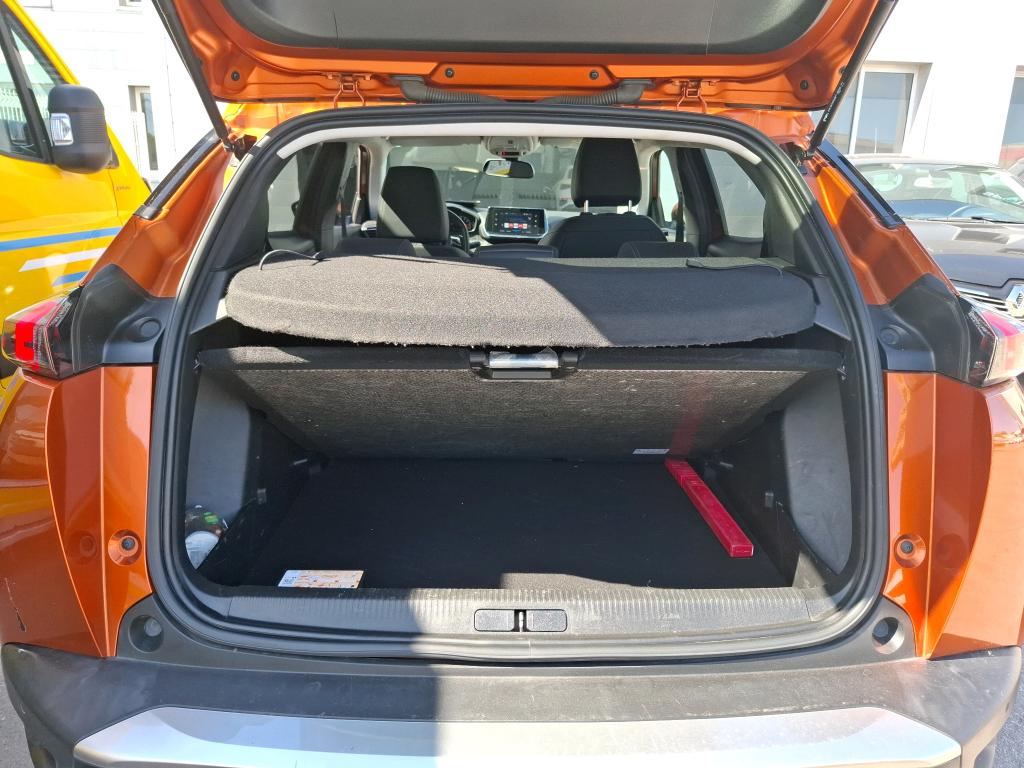 Peugeot 2008 BlueHDi 130 S&S EAT8 Allure 2021