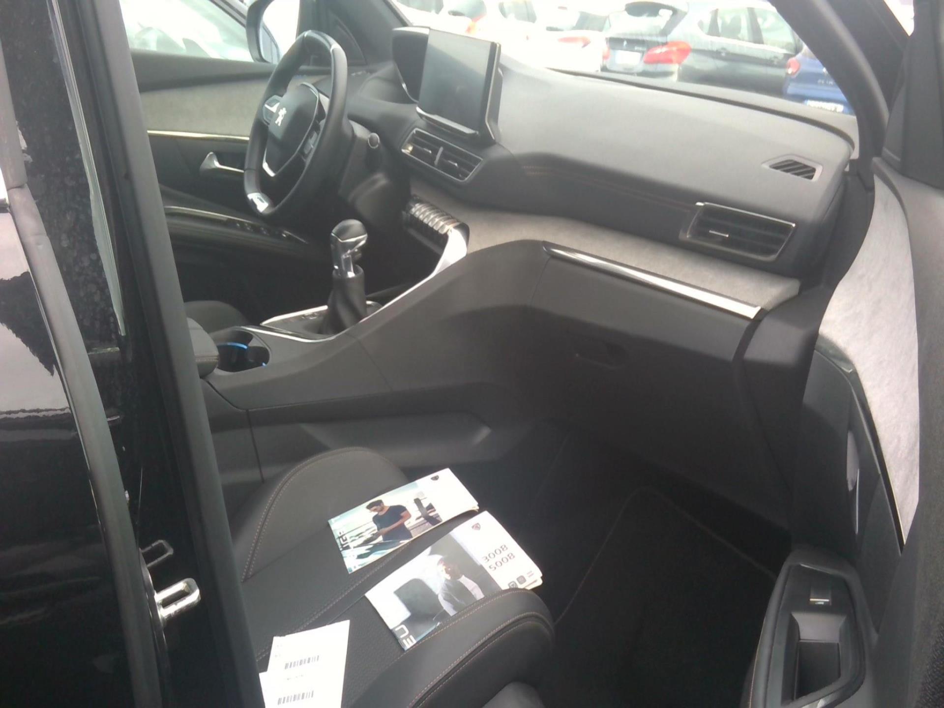 Peugeot 5008 PureTech 130ch S&S BVM6 GT 2023