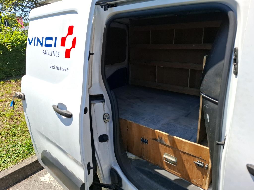 Peugeot PARTNER FOURGON STANDARD 1000 KG BLUEHDI 100 S&S BVM5 PREMIUM 2019