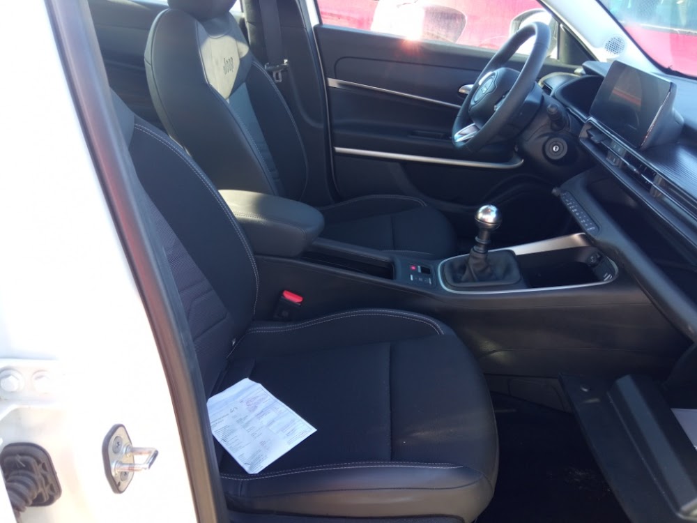 Foto Jeep AVENGER 13